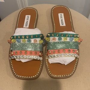 Steve Madden slides